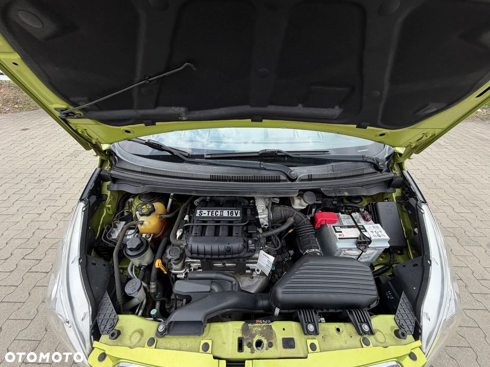 Chevrolet Spark 1.2 LT - 17