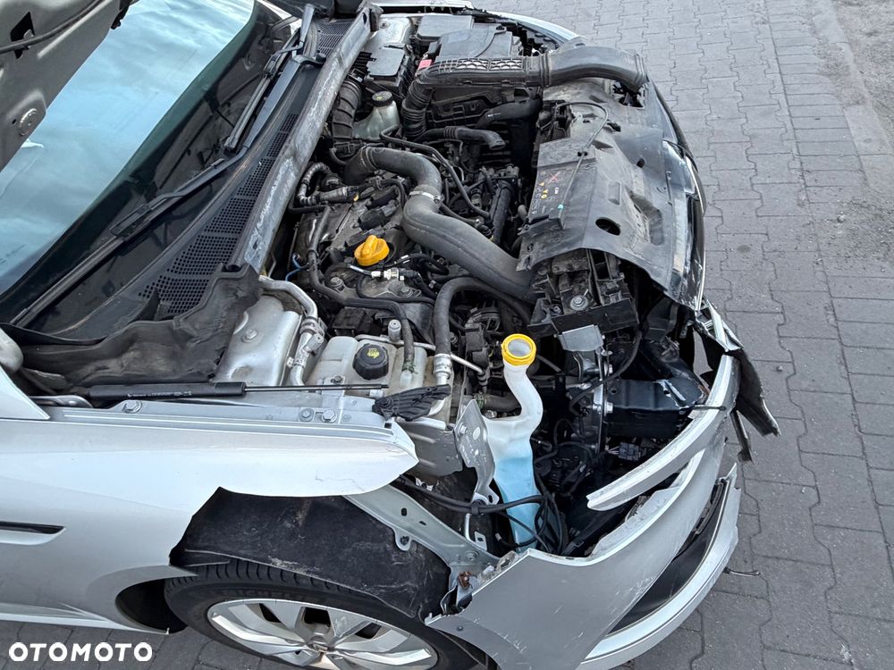 Renault Megane ENERGY TCe 100 LIMITED - 9