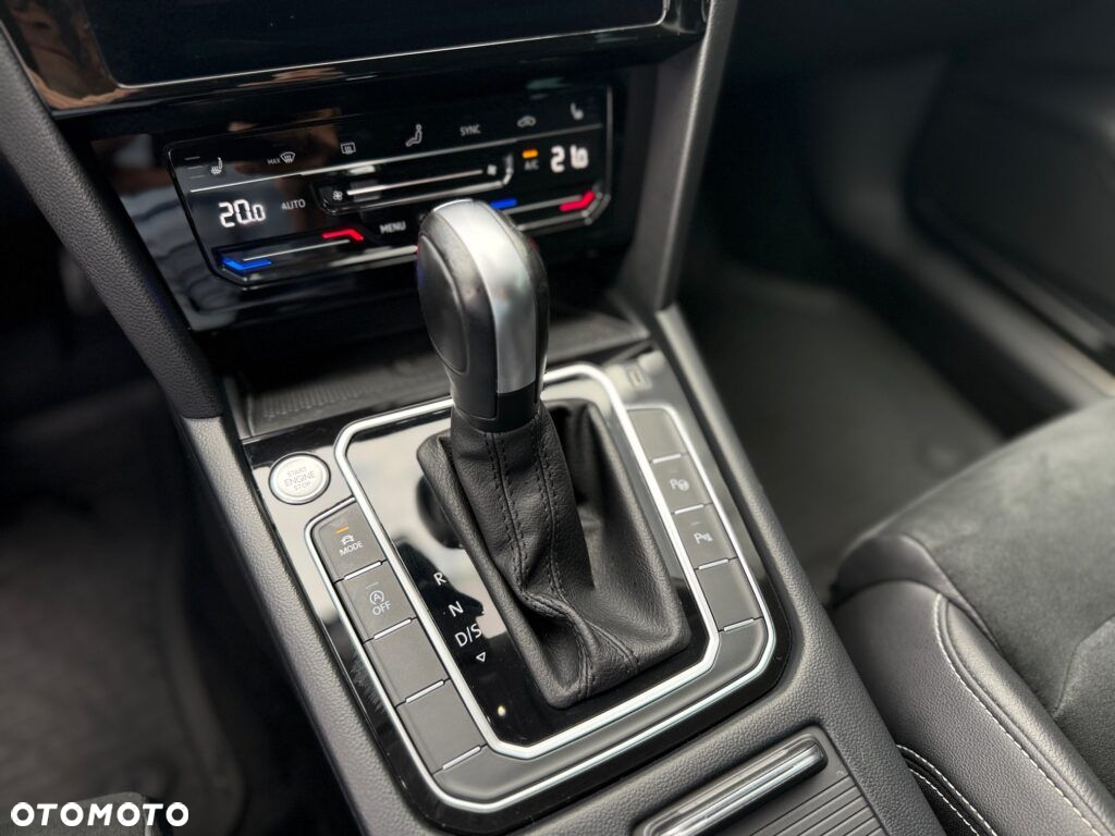 Volkswagen Passat 2.0 TDI EVO Elegance DSG - 32