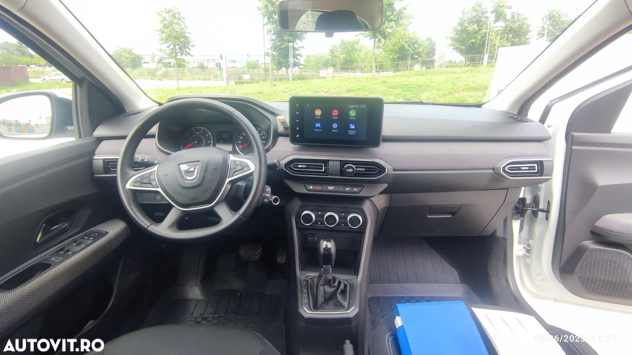 Dacia Logan TCe 90 CVT Comfort - 23