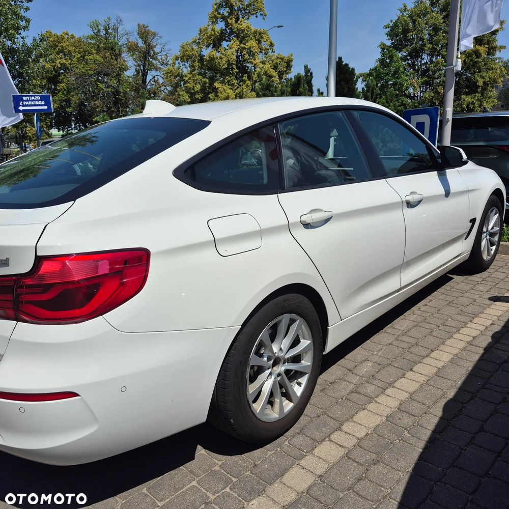 BMW Seria 3 318d Business Edition - 5