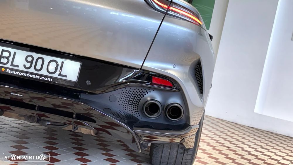 Aston Martin DBX 707 - 11