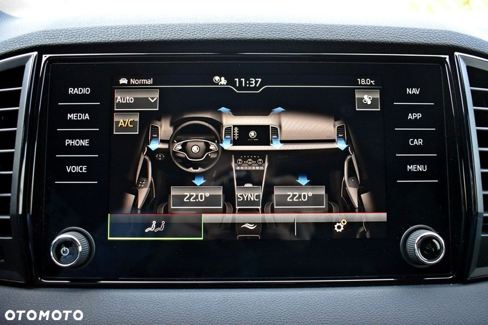 Skoda Karoq 1.5 TSI ACT 4x2 Sportline DSG - 23