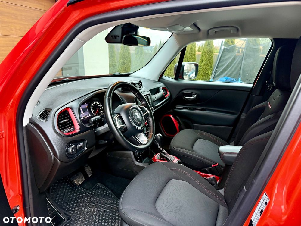 Jeep Renegade - 18