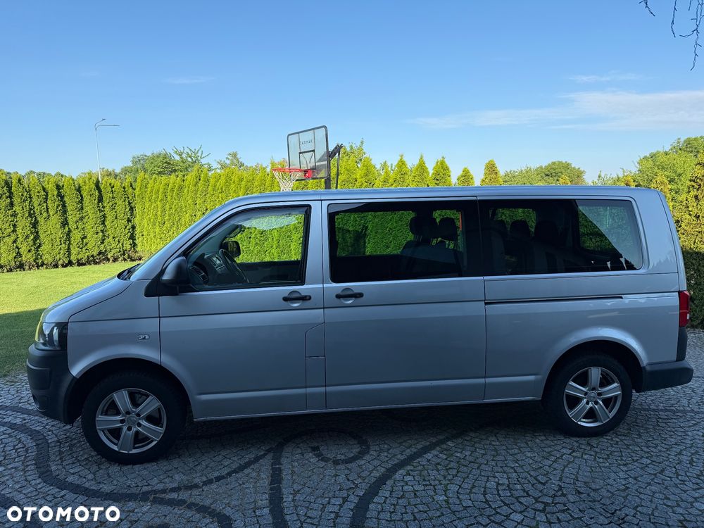 Volkswagen Caravelle - 6