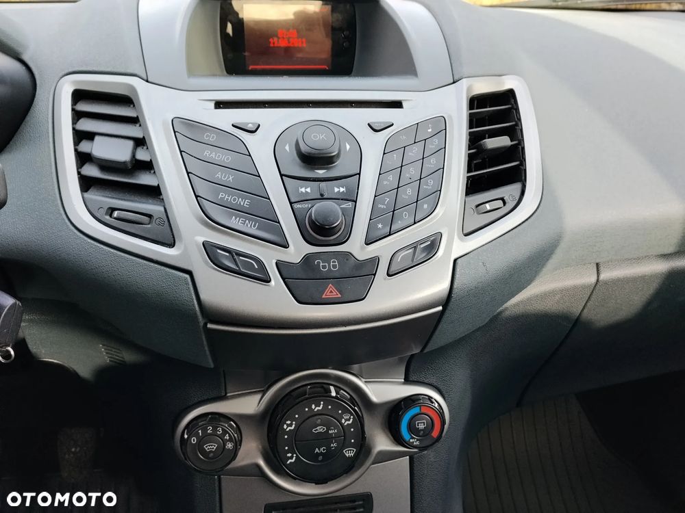 Ford Fiesta 1.25 Trend - 35