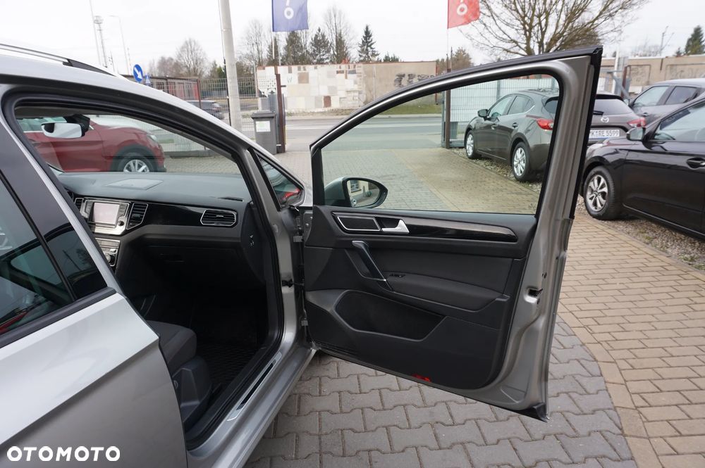 Volkswagen Golf Sportsvan 1.2 TSI (BlueMotion Technology) Comfortline - 25