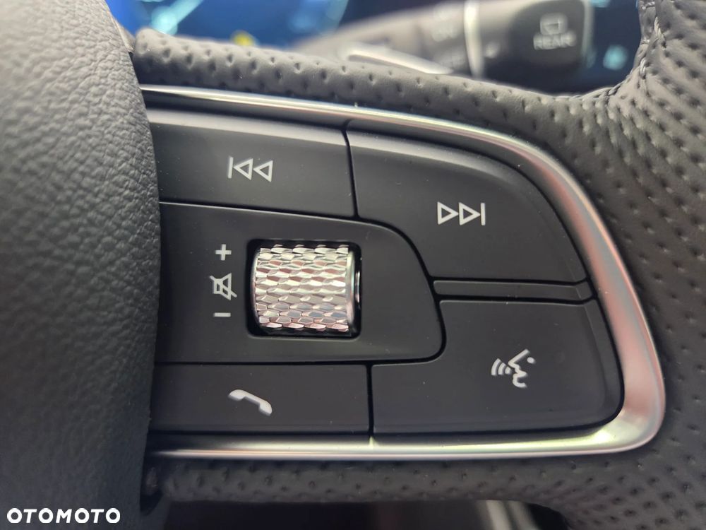 Hongqi HS5 2.0T Executive AWD - 23