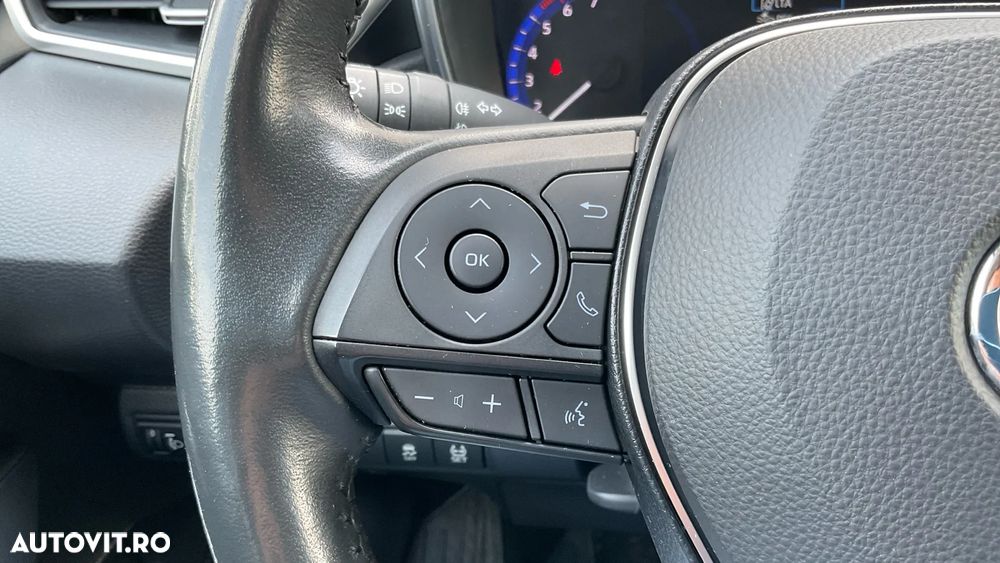 Toyota Corolla 1.8 HSD Dynamic - 21