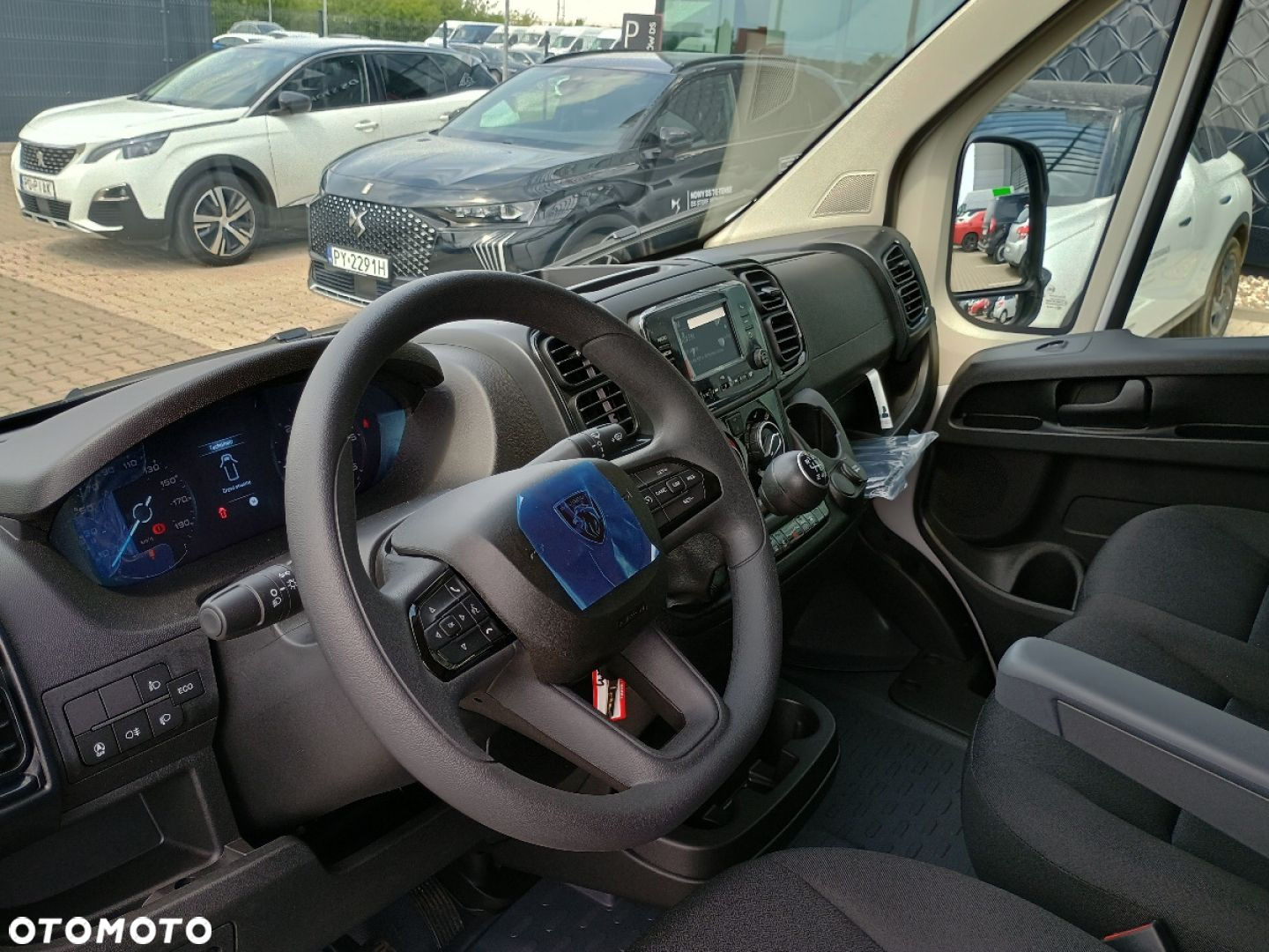 Peugeot Boxer Furgon 2.2-Power 140KM - 10