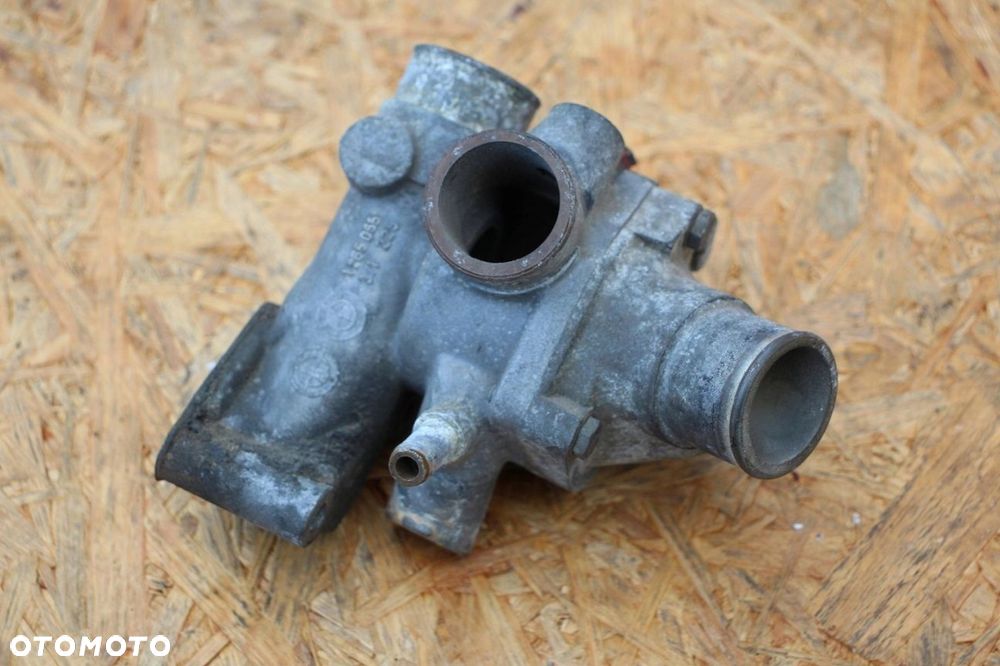 Obudowa termostatu kompletna BMW silnik m20 1265058 oryginalna - 1