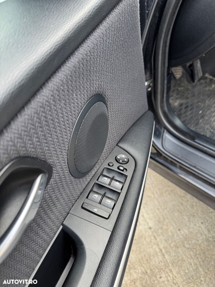 BMW Seria 3 318i - 7