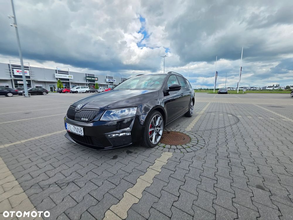 Skoda Octavia 2.0 TDI RS DSG - 1