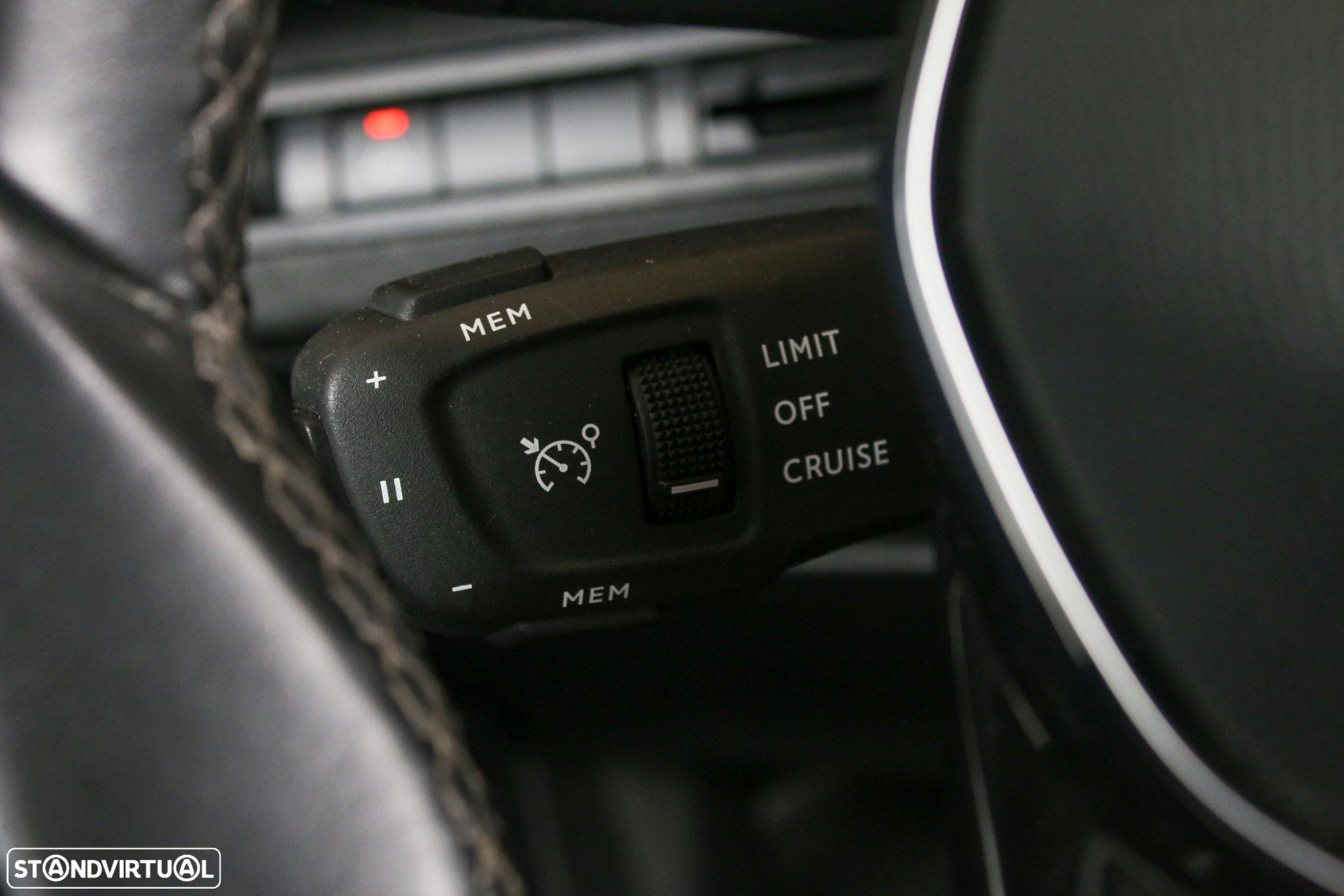 Peugeot 3008 1.2 PureTech Allure Pack - 20
