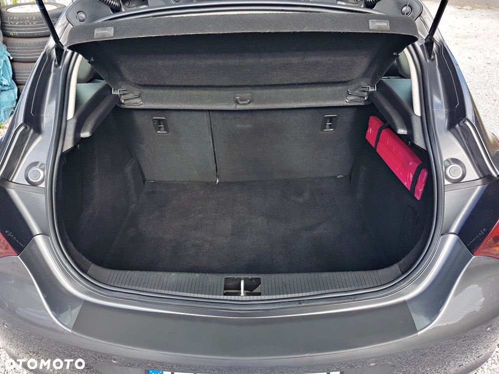 Opel Astra 1.4 Turbo Cosmo - 26