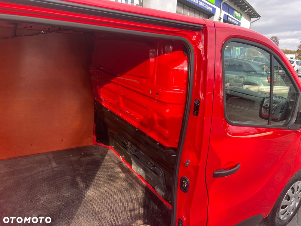 Renault Trafic - 21