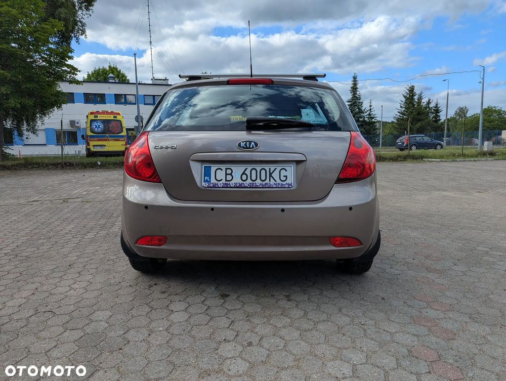 Kia Ceed 1.4 Comfort - 7
