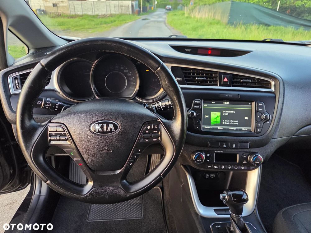 Kia Ceed 1.6 CRDi 136 DCT ISG Spirit - 15