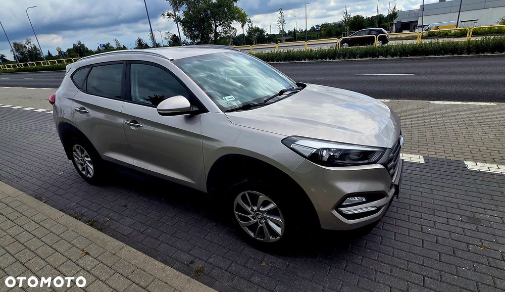 Hyundai Tucson 1.6 GDI BlueDrive Comfort 2WD - 2