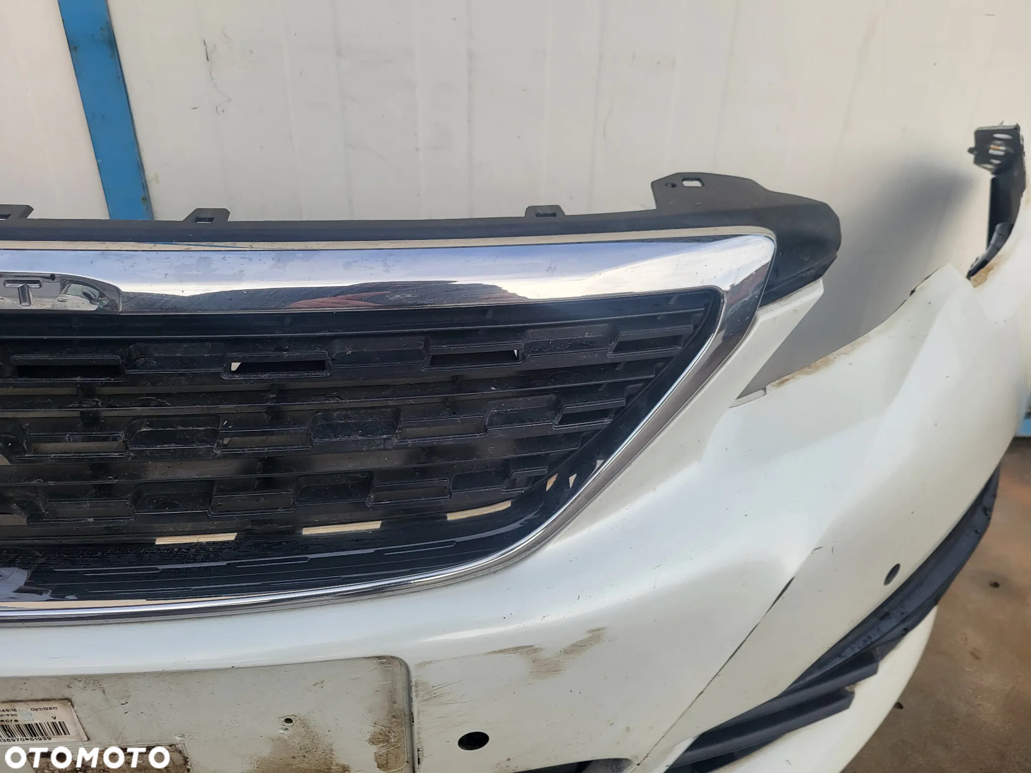Zderzak przedni Peugeot 308 T9 LIFT 4 PDC - 10