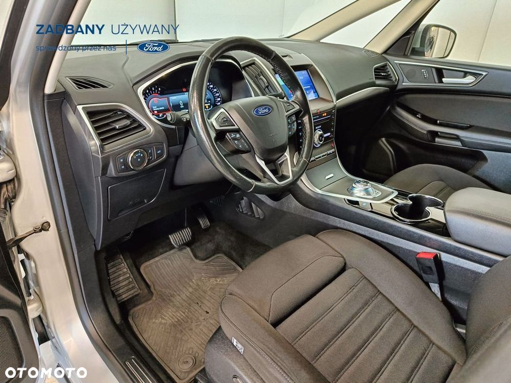 Ford S-Max - 13