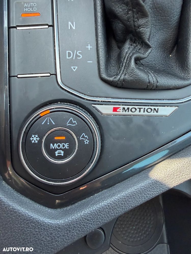Volkswagen Tiguan 2.0 TDI 4Mot DSG Highline - 12