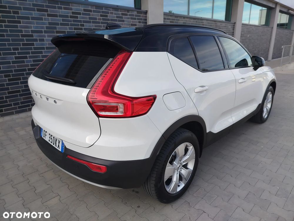 Volvo XC 40 T2 Plus Dark - 15