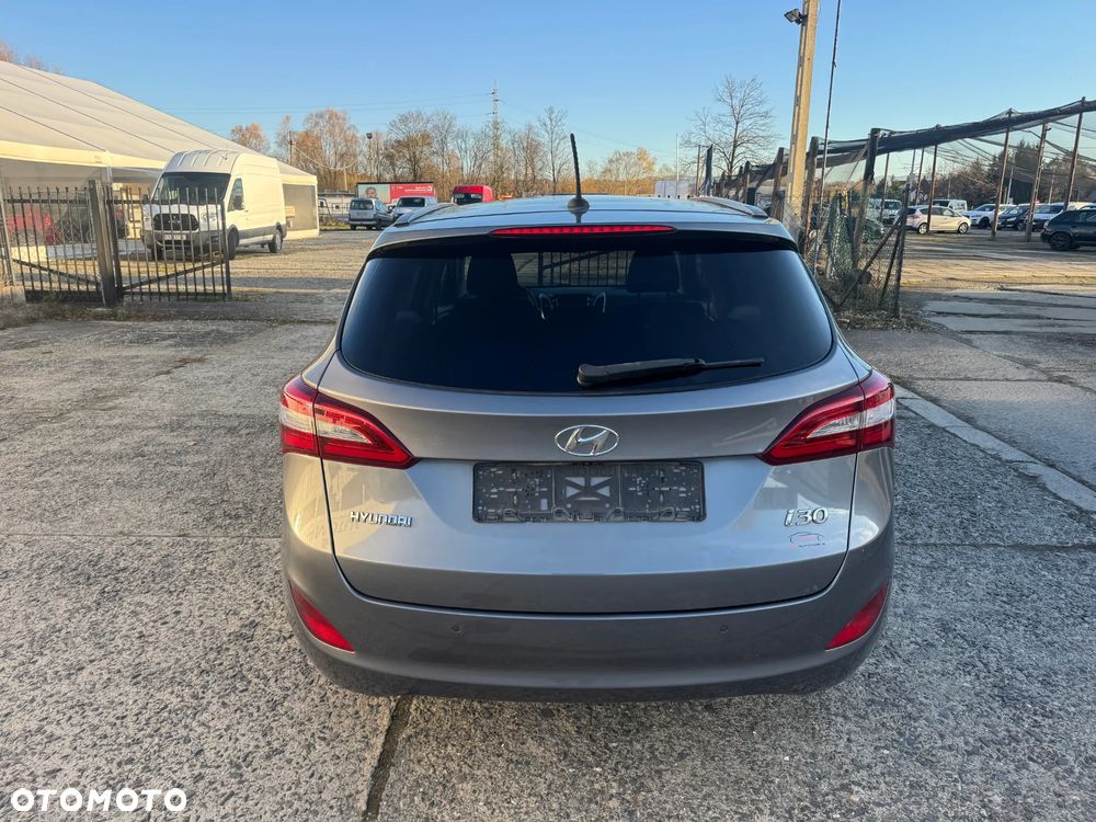 Hyundai i30 1.6 CRDi Premium - 7