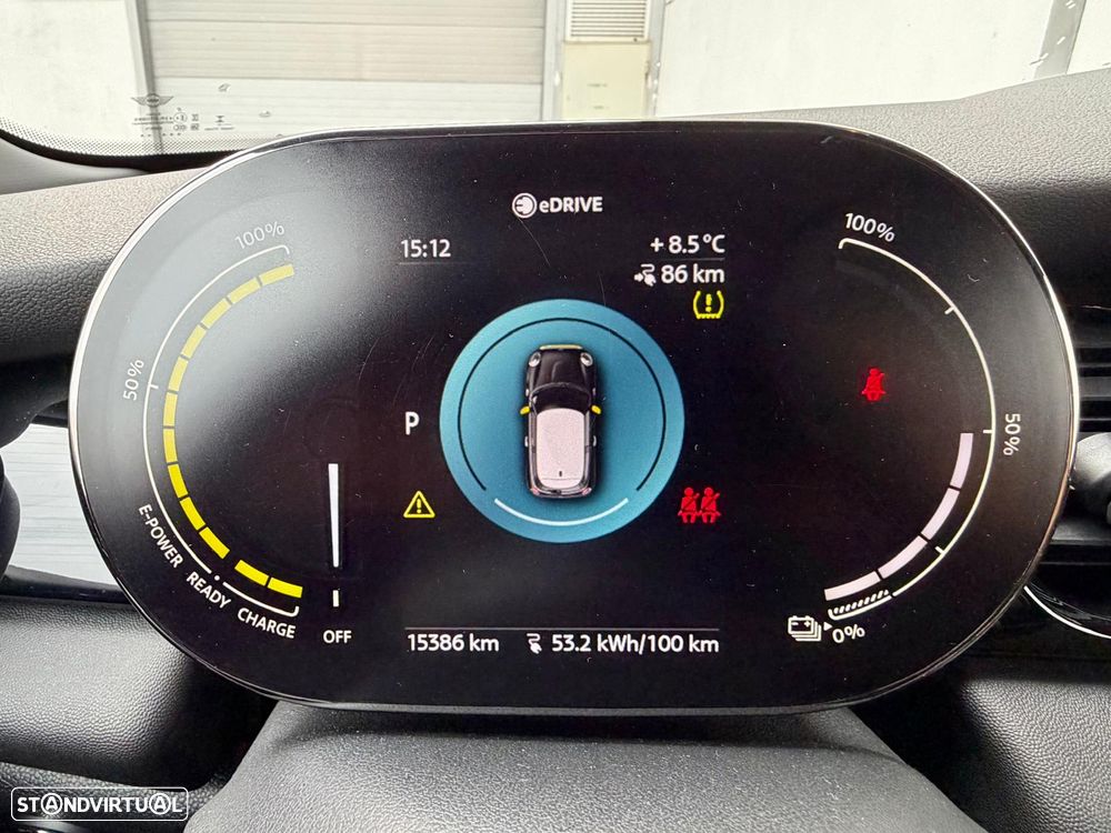 MINI 3 Portas Cooper E Classic - 11