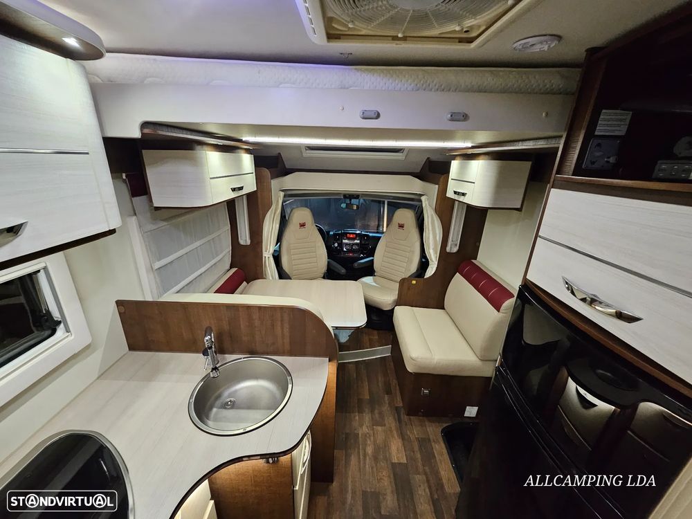 McLouis Yearling 74G SERIE LIMITÉE 5 LUGARES CAMA CENTRAL/BASCULANTE - 32