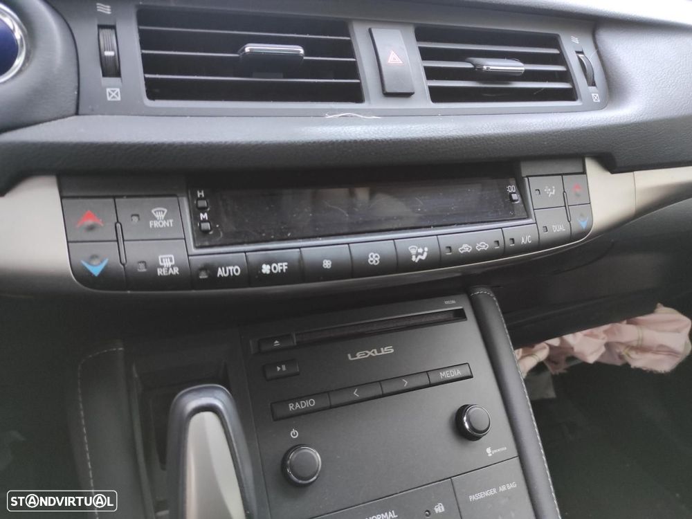 COMANDO CLIMATIZADOR LEXUS CT ZWA10 - 1