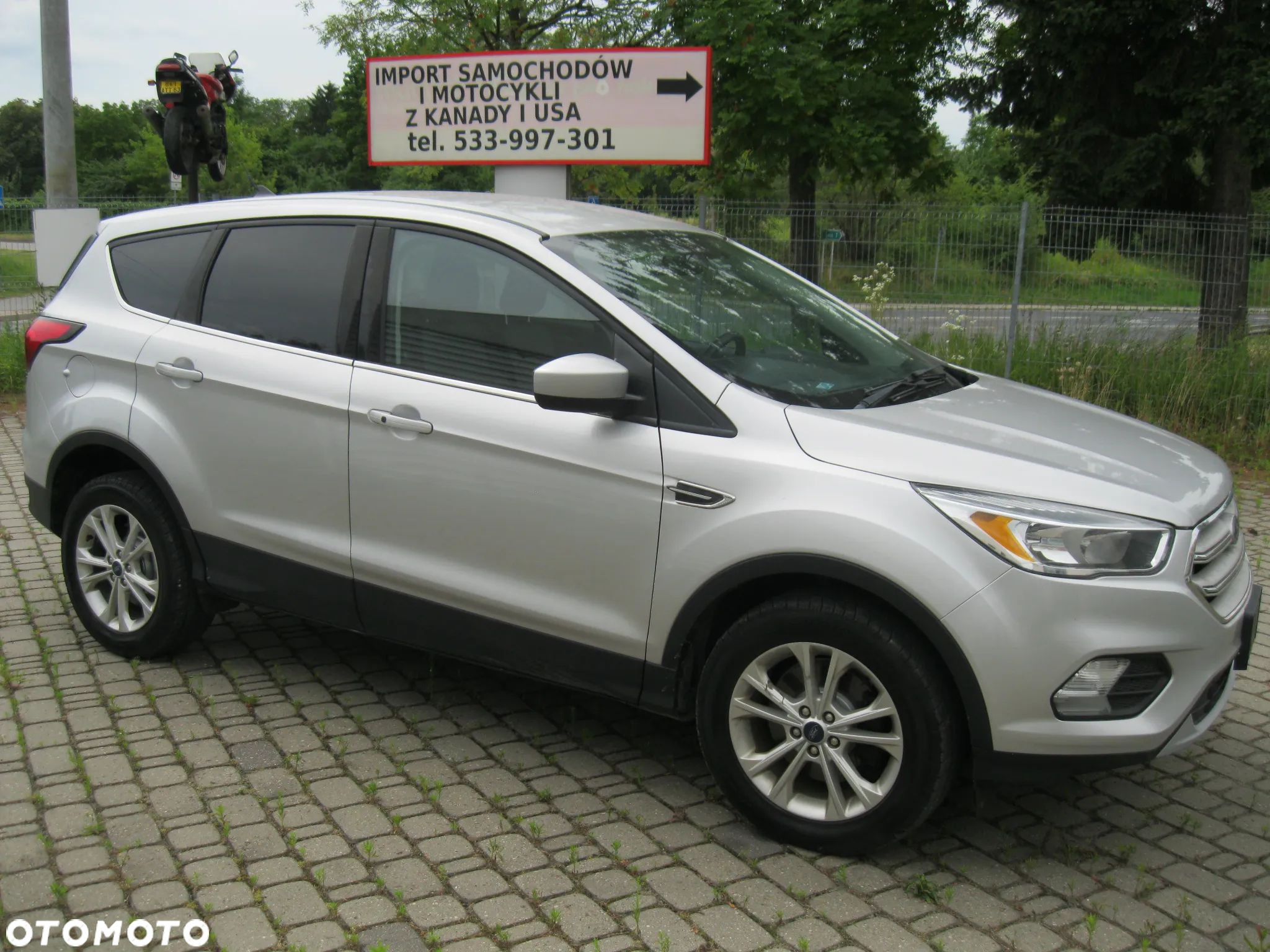 Ford Escape 1.5 EcoBoost AWD SE - 1