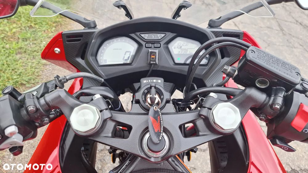 Honda CBR - 19