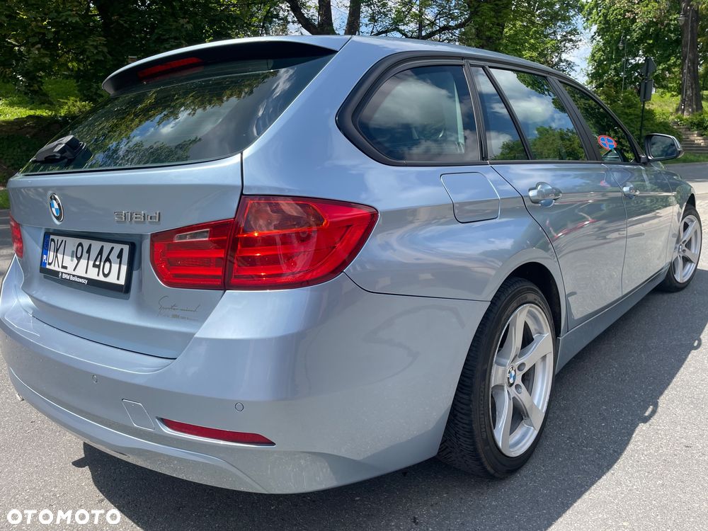 BMW Seria 3 318d Sport Line - 7