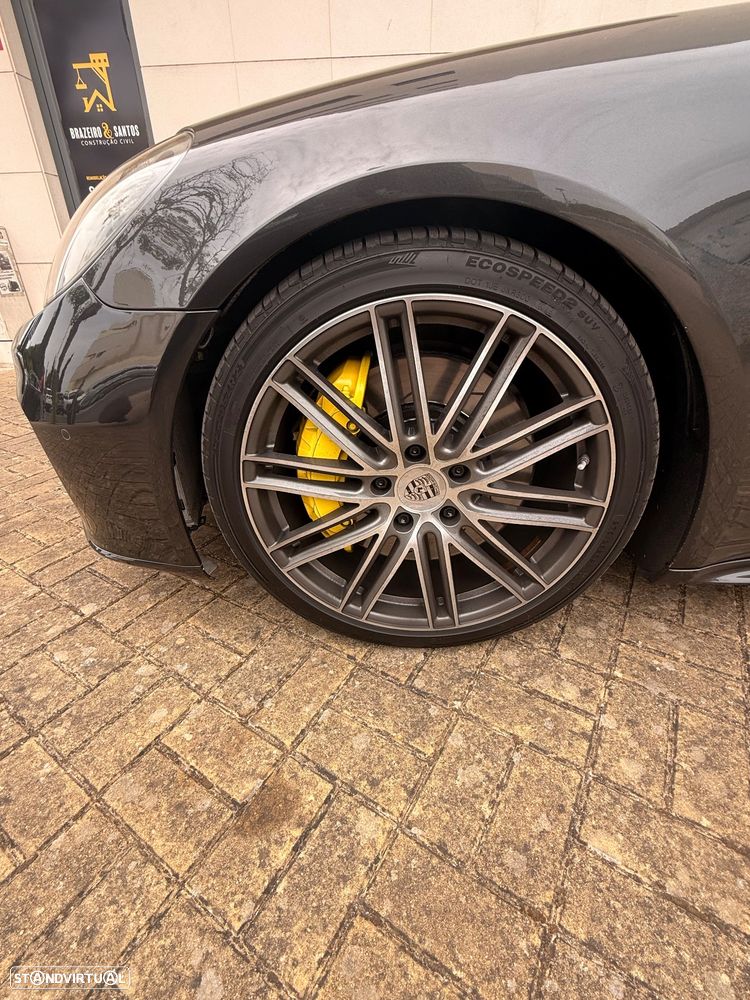 Porsche Panamera - 5