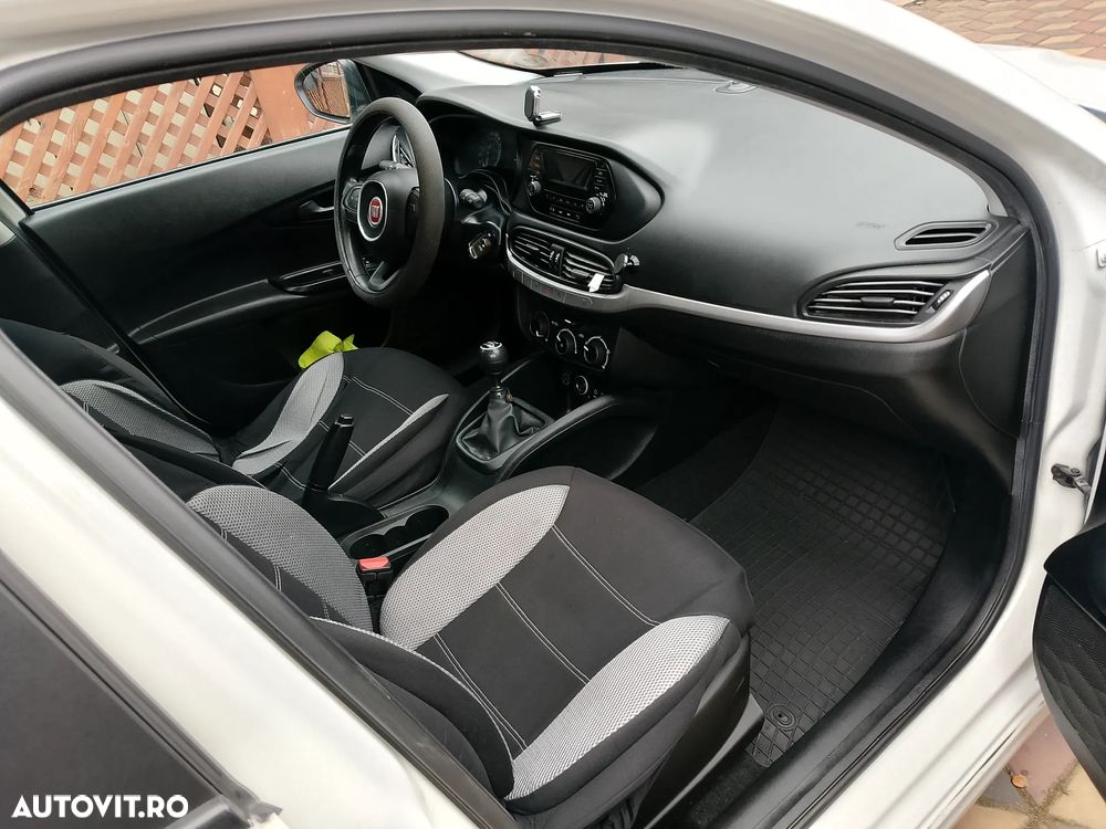 Fiat Tipo 1.4 Easy - 7