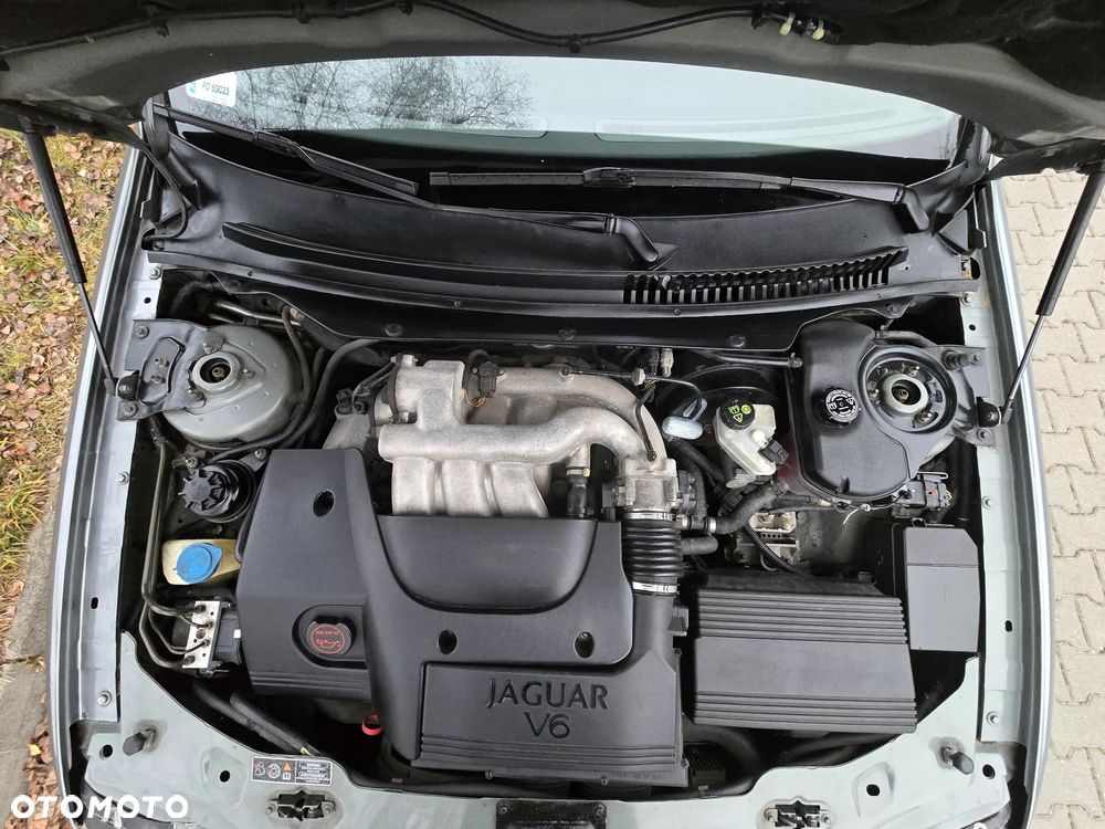 Jaguar X-Type 3.0 V6 4x4 Sport - 34