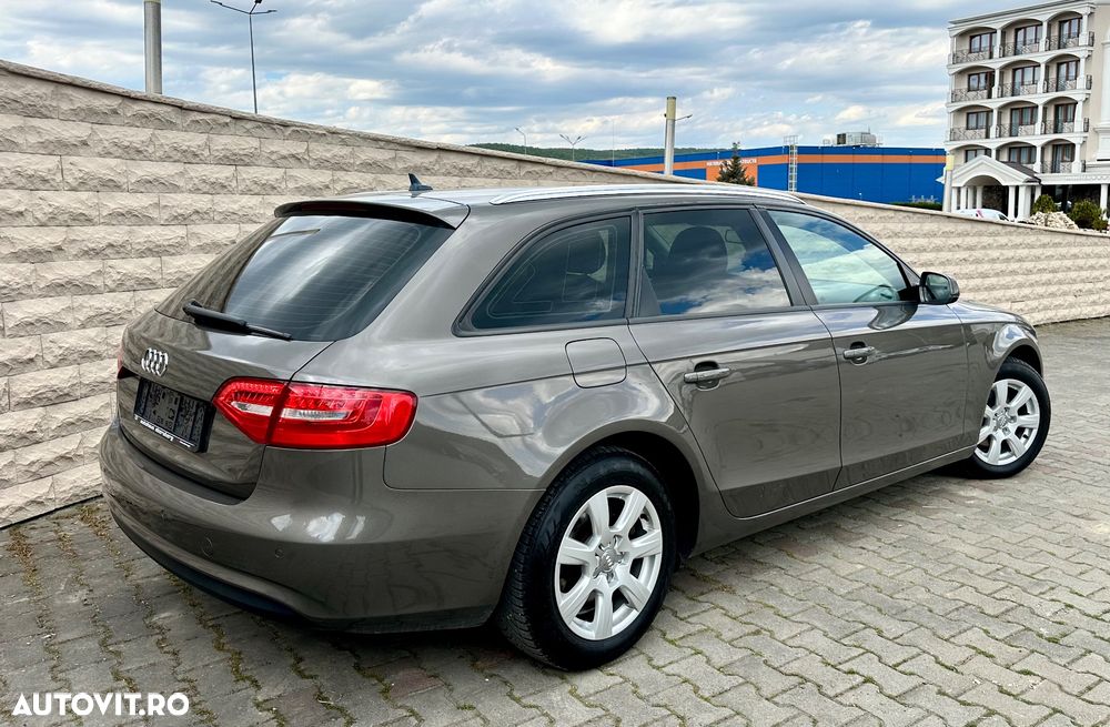 Audi A4 Avant 2.0 TDI DPF clean multitronic Ambition - 4