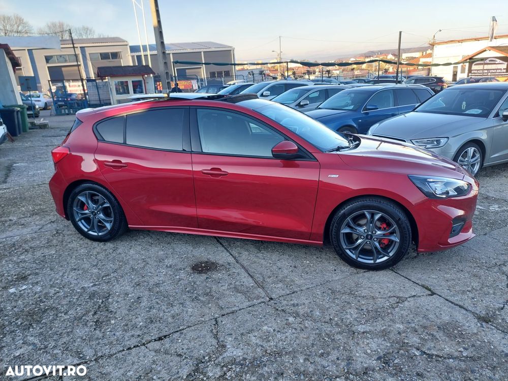 Ford Focus 1.5 Ecoboost ST-Line - 4