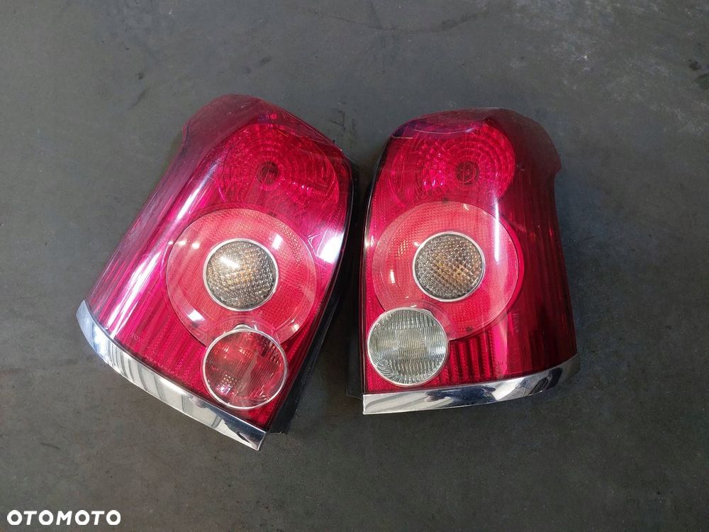 KOMPLETNY TYŁ TOYOTA AVENSIS T25 LIFT 3N0 KLAPA ZDERZAK LAMPY - 2