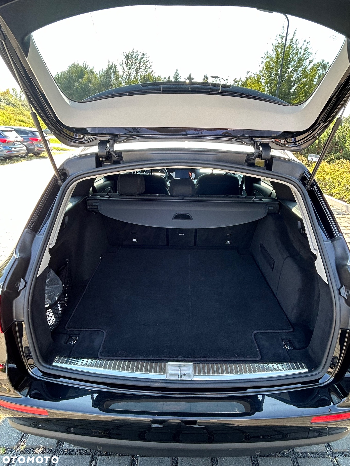 Mercedes-Benz Klasa E 220 d Business Edition 9G-TRONIC - 9