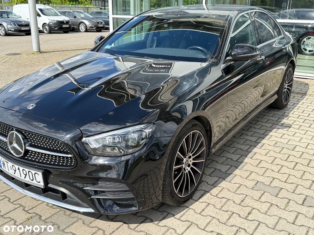 Mercedes-Benz Klasa E 220 d 4-Matic AMG - 2