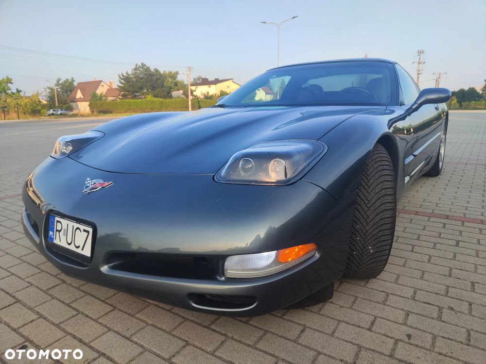 Chevrolet Corvette - 1