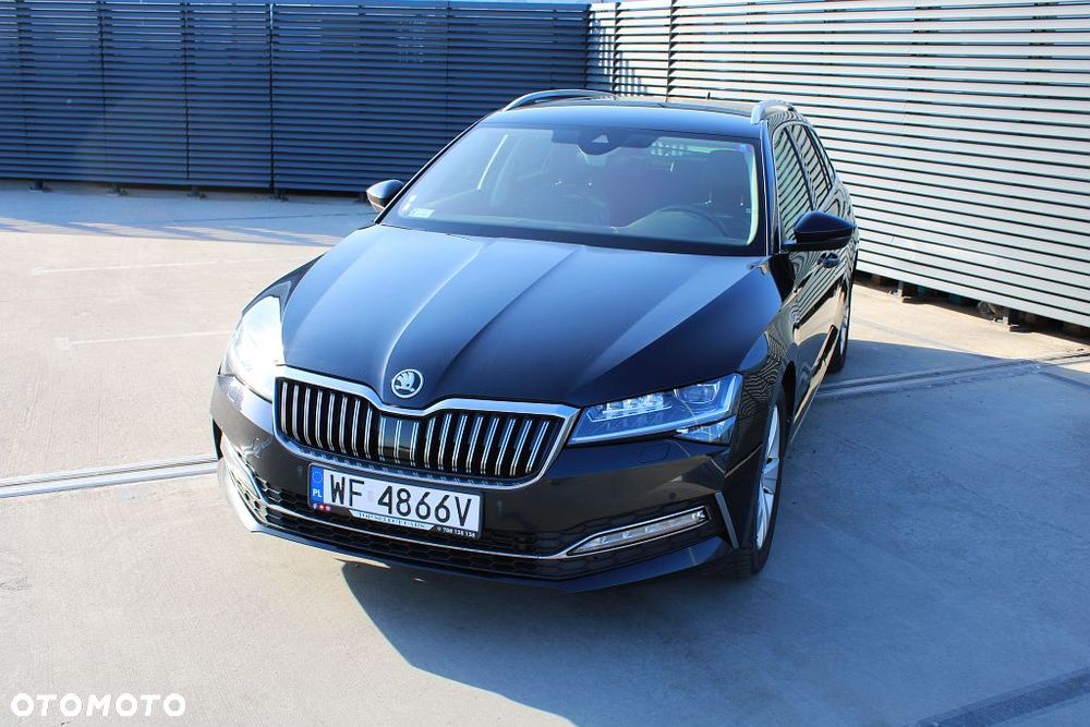 Skoda Superb 2.0 TDI SCR L&K DSG - 8
