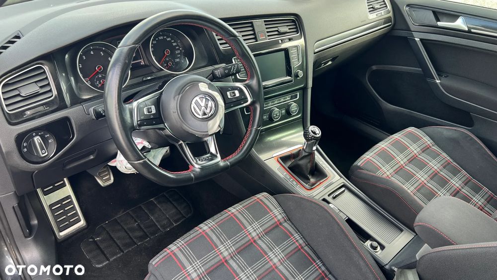 Volkswagen Golf VII 2.0 TSI BMT GTI Performance - 9
