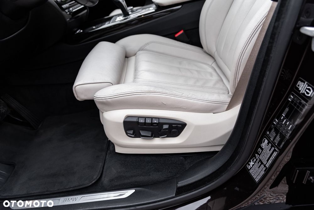 BMW X5 xDrive40d Sport-Aut - 18