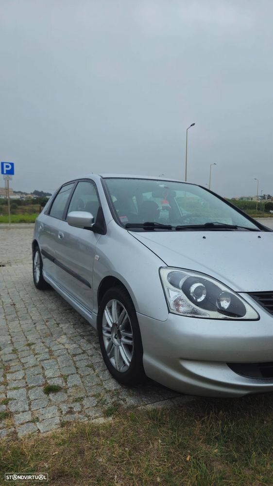 Honda Civic 1.4 LS - 4