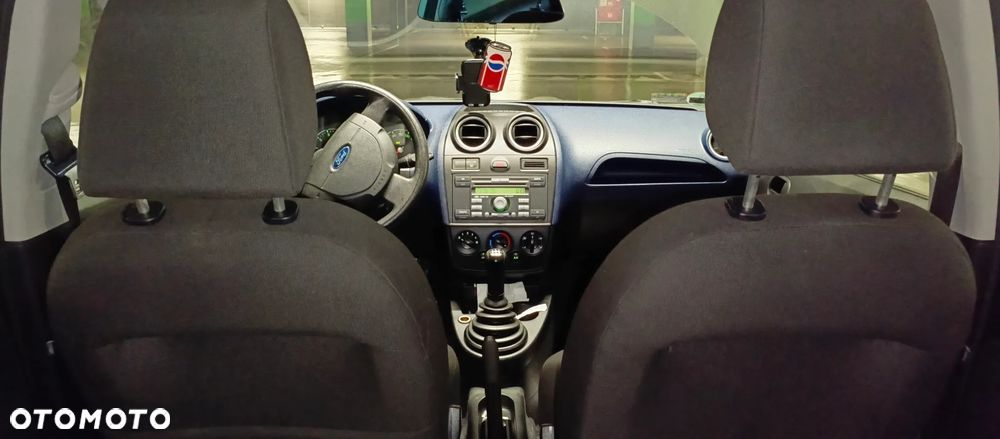 Ford Fiesta ver-1-3-ambiente - 6