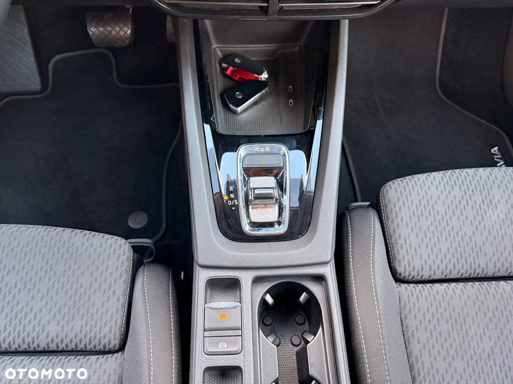 Skoda Octavia 2.0 TDI DSG 4x4 Clever - 19