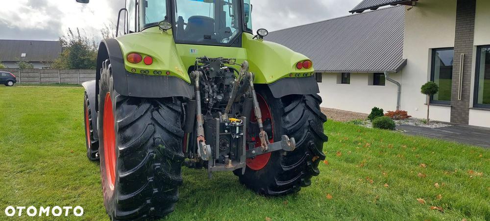 Claas Axion 810 - 8